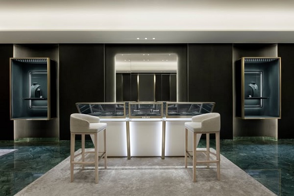 Cách bố trí ánh sáng trong showroom trưng bày ngọc trai cho quầy trưng bày