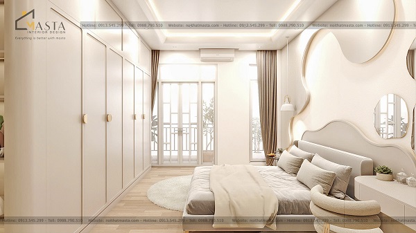 Tận dụng cửa ban công để đón lấy ánh sáng tự nhiên vào phòng ngủ