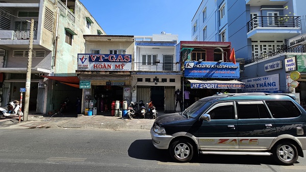 Hiện trạng trước khi thiết kế tiệm trang sức Lý Gia