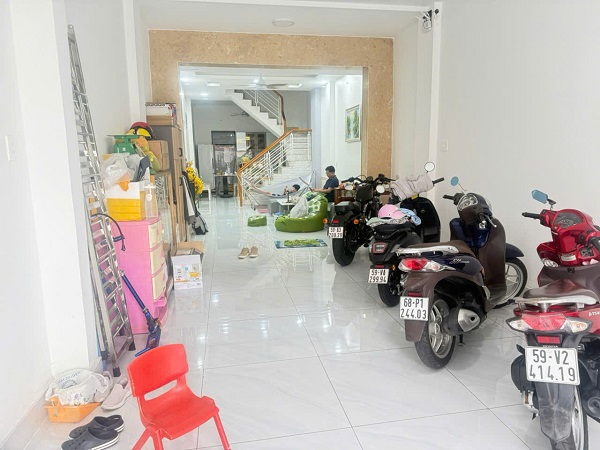 Hiện trạng trước khi thiết kế tiệm trang sức Mỹ Hương, Gò Vấp