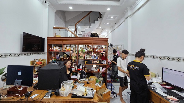 Hiện trạng trước khi thiết kế tiệm trang sức Haty, Bình Tân